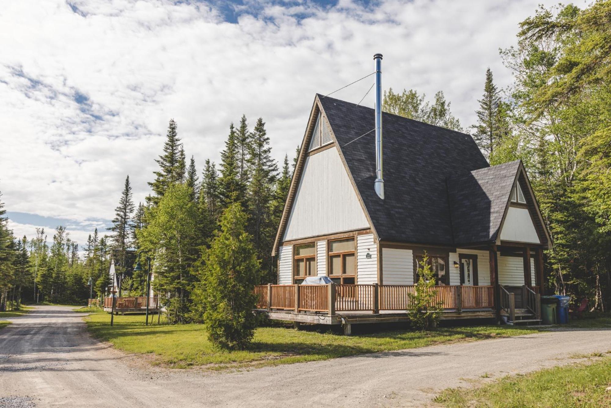 Gite Du Mont-Albert - Sepaq Sainte Anne-des-Chênes Eksteriør billede